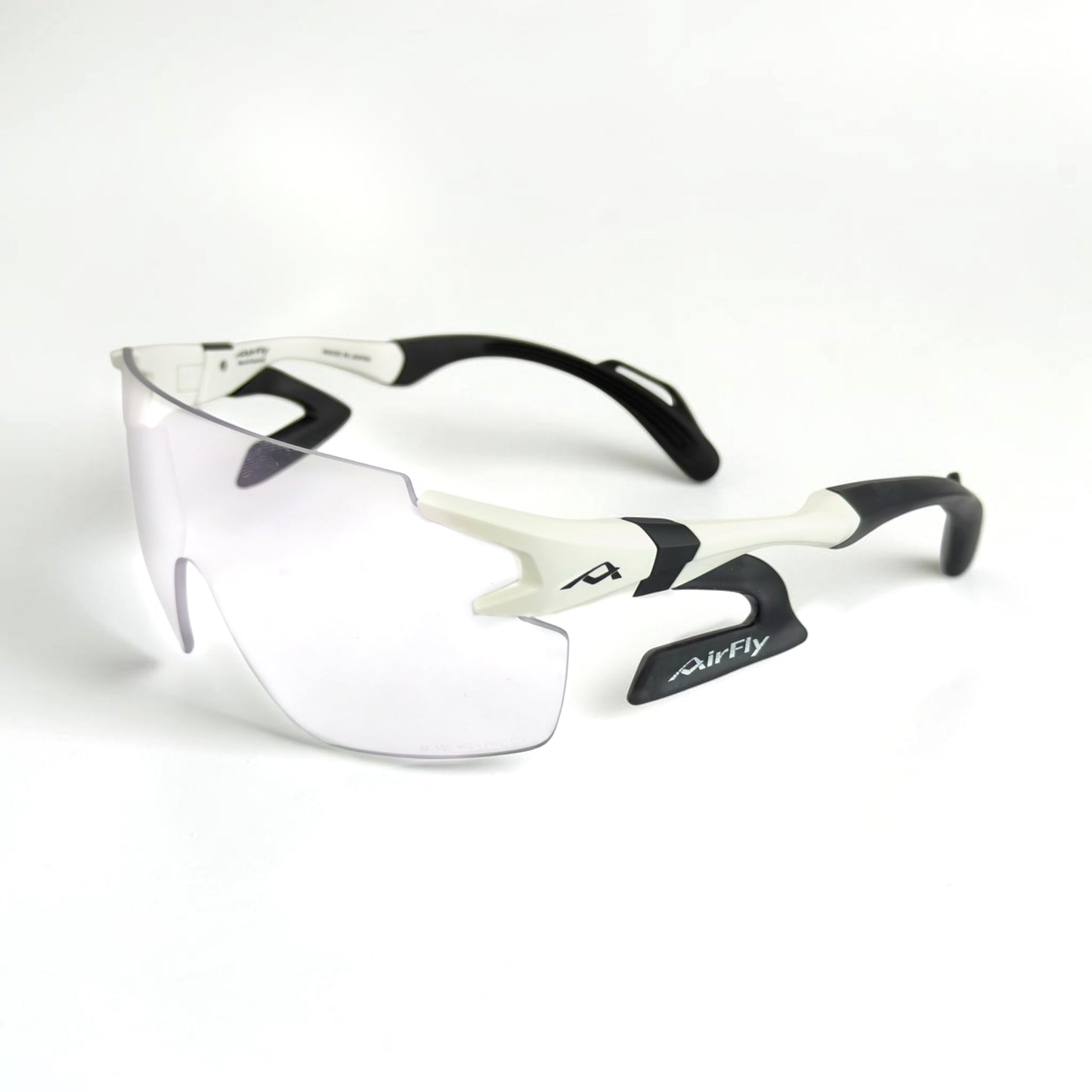 LUNA – Photochromic Light Pink